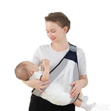 Marama Hug Mom namenjena nošenju bebe uz roditelja.