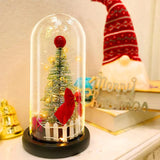 Božićna jelka u staklenom zvonu