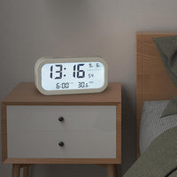 Elektronski digitalni sat sa funkcijom alarma