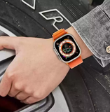 Smart Watch 8 Ultra pametni sat dolazi sa izuzetno visokom rezolucijom ekrana od 320×240 piksela, pružajući vam jasne i oštre prikaze informacija. Sa ekranom manjim od 2 inča, ovaj pametni sat je kompaktan i udoban za nošenje. Možete birati između crne i bele boje ekrana, u zavisnosti od vaših preferencija.
