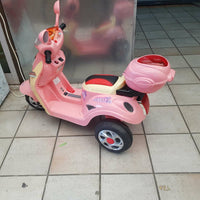 Motor na akumulator - Motor na akumulator