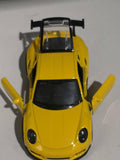 Metalni autić Porches 911 turbo žuti