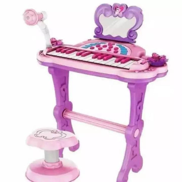 Mali pianista set za decu Mali pianista set za decu Ali tako