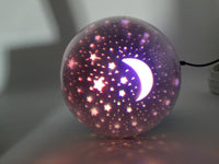 Rotirajuća projektujuća lampa
