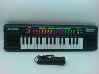Sintisajzer XW-6832A sa mikrofonom