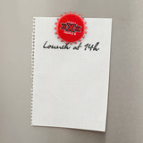 PILS, otvarač za flaše sa magnetom, crveni