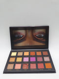 HUDA Desert Dusk paleta senki