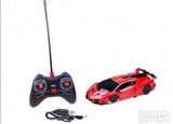 Lamborghini auto koji ide po zidu