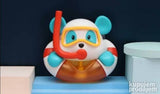 Bubble bear polarni meda koji izbacuje mehuriće