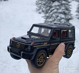 Mercedes-Benz AMG muzički metalni crno zlatni