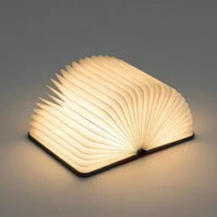 Lampa u Obliku Knjige